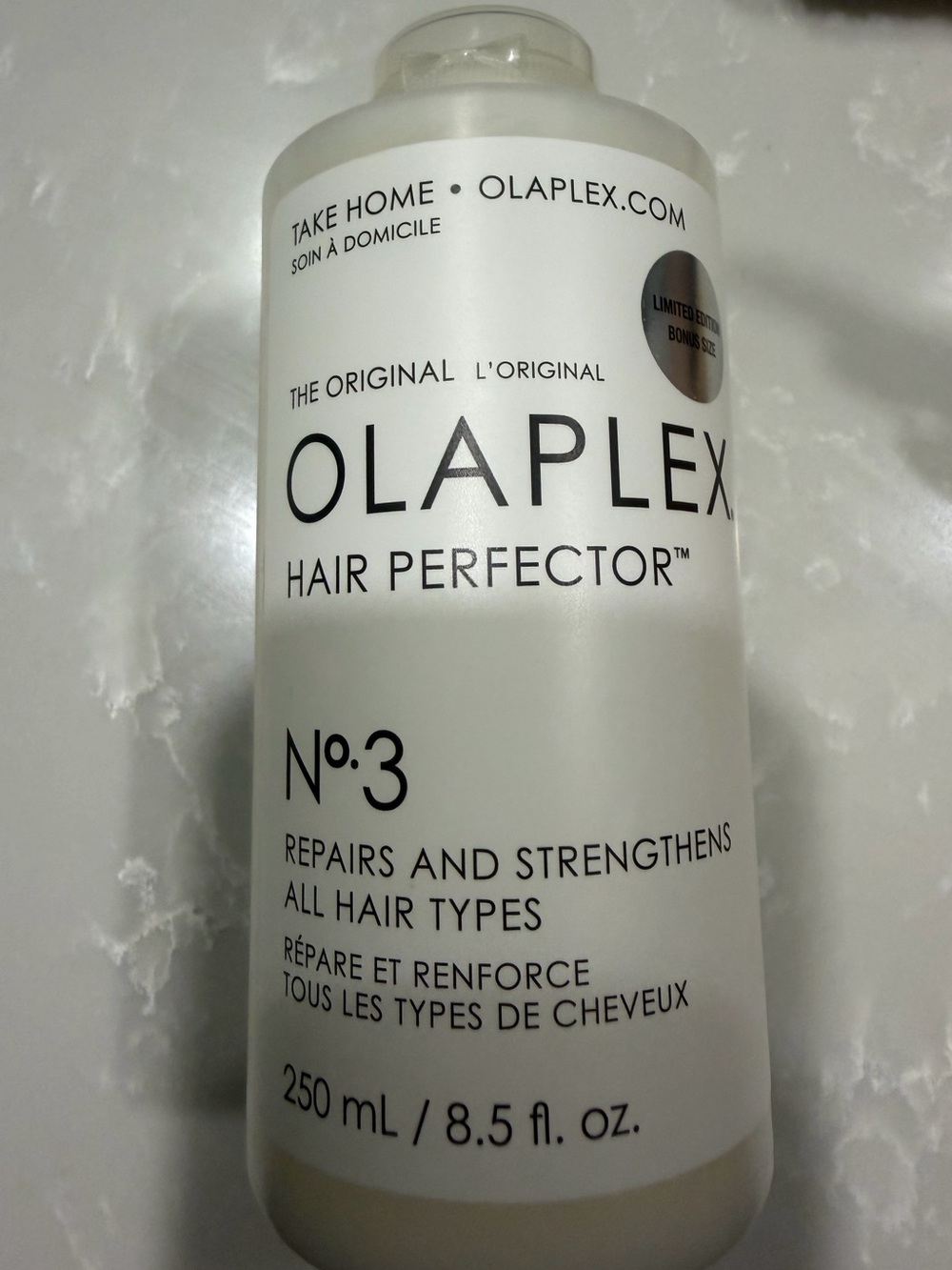 OLAPLEX No.3 Hair Perfector - White